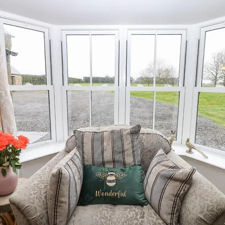 بيت للعطل Hollymoor Hall Farm *